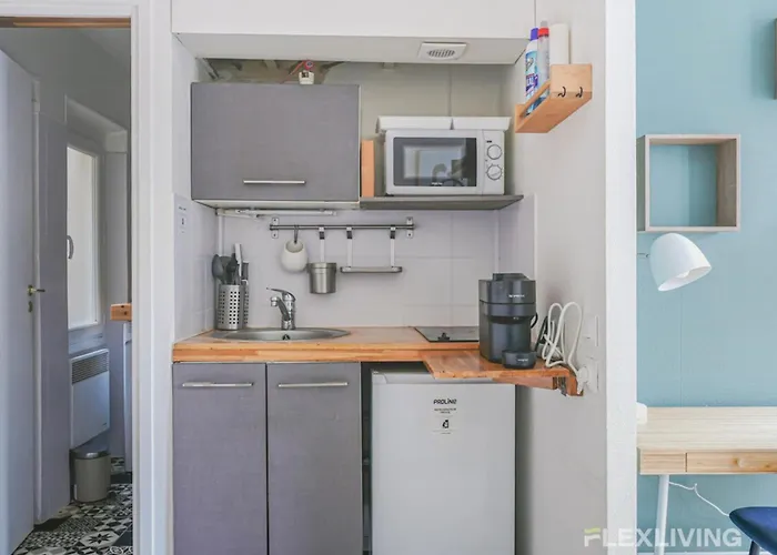 Flexliving - - Dessous Des Berges - *